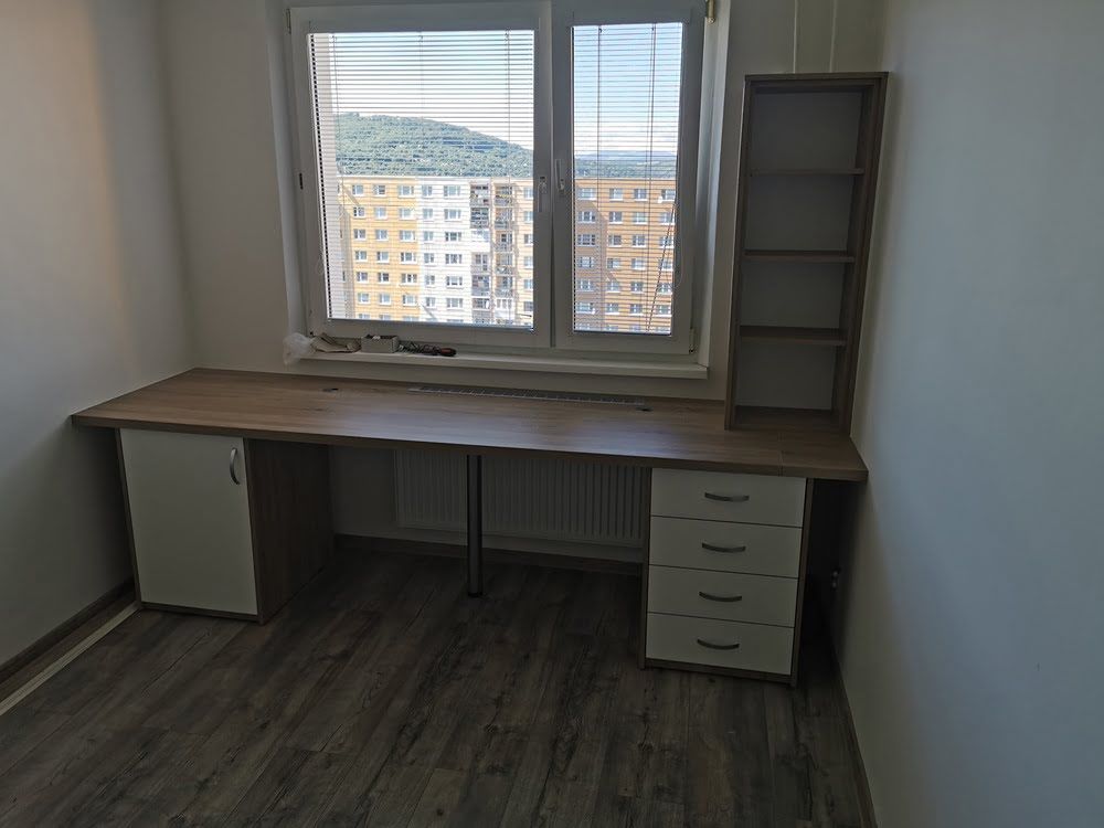 Detský pracovný stôl na mieru, realizácia Sabinov